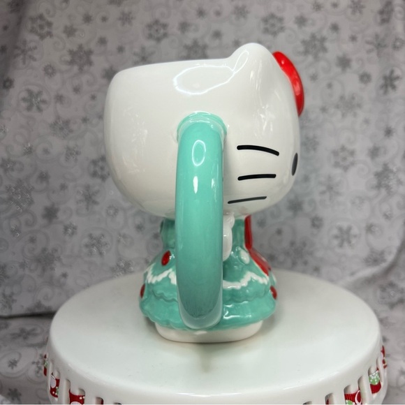 Christmas Sanrio Hello Kitty Holiday Themed Ceramic Mugs -Candy Cane-GIngerbread - Picture 5 of 12